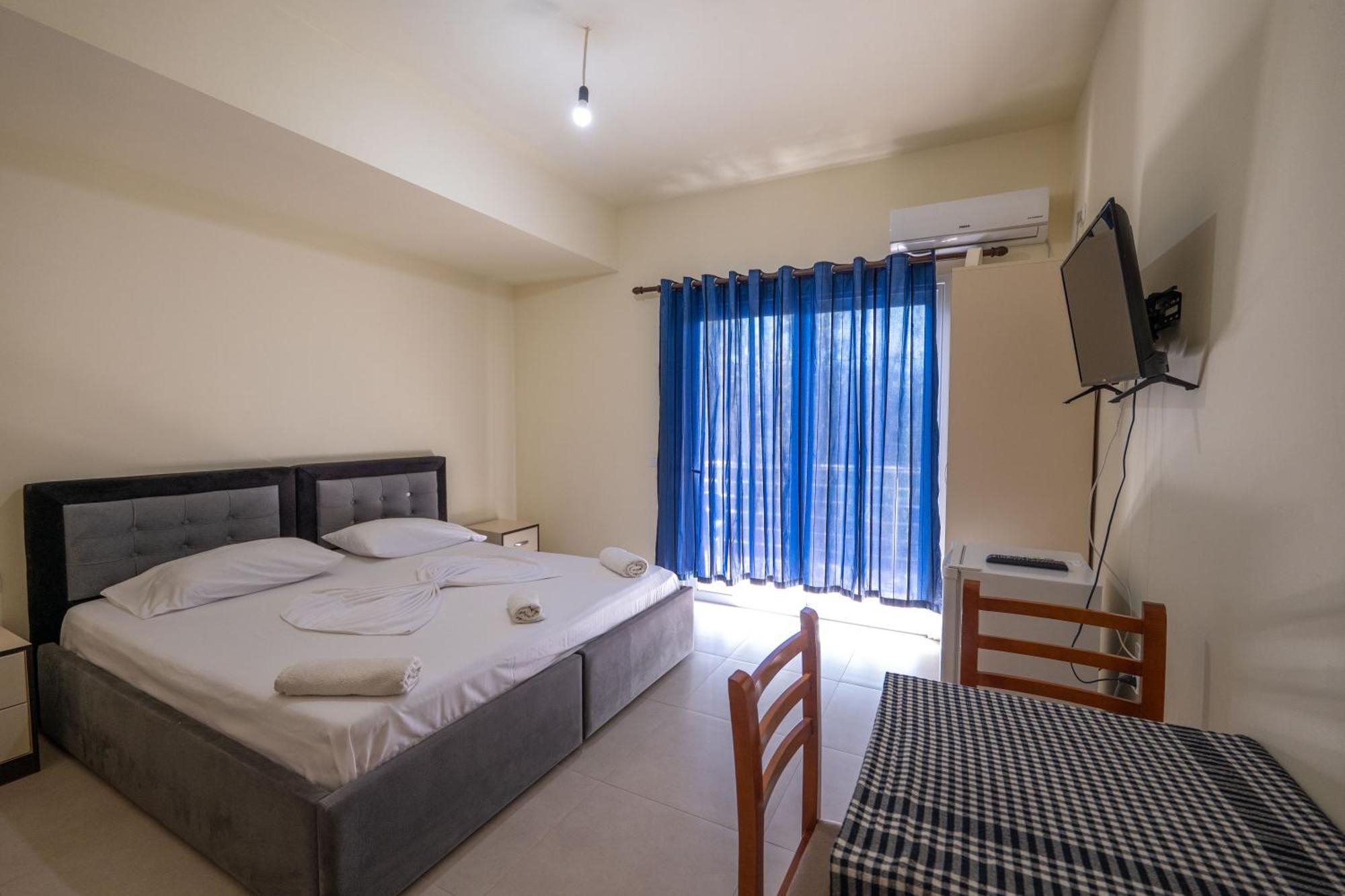 Rest Hour Hotel Ksamil Exterior photo