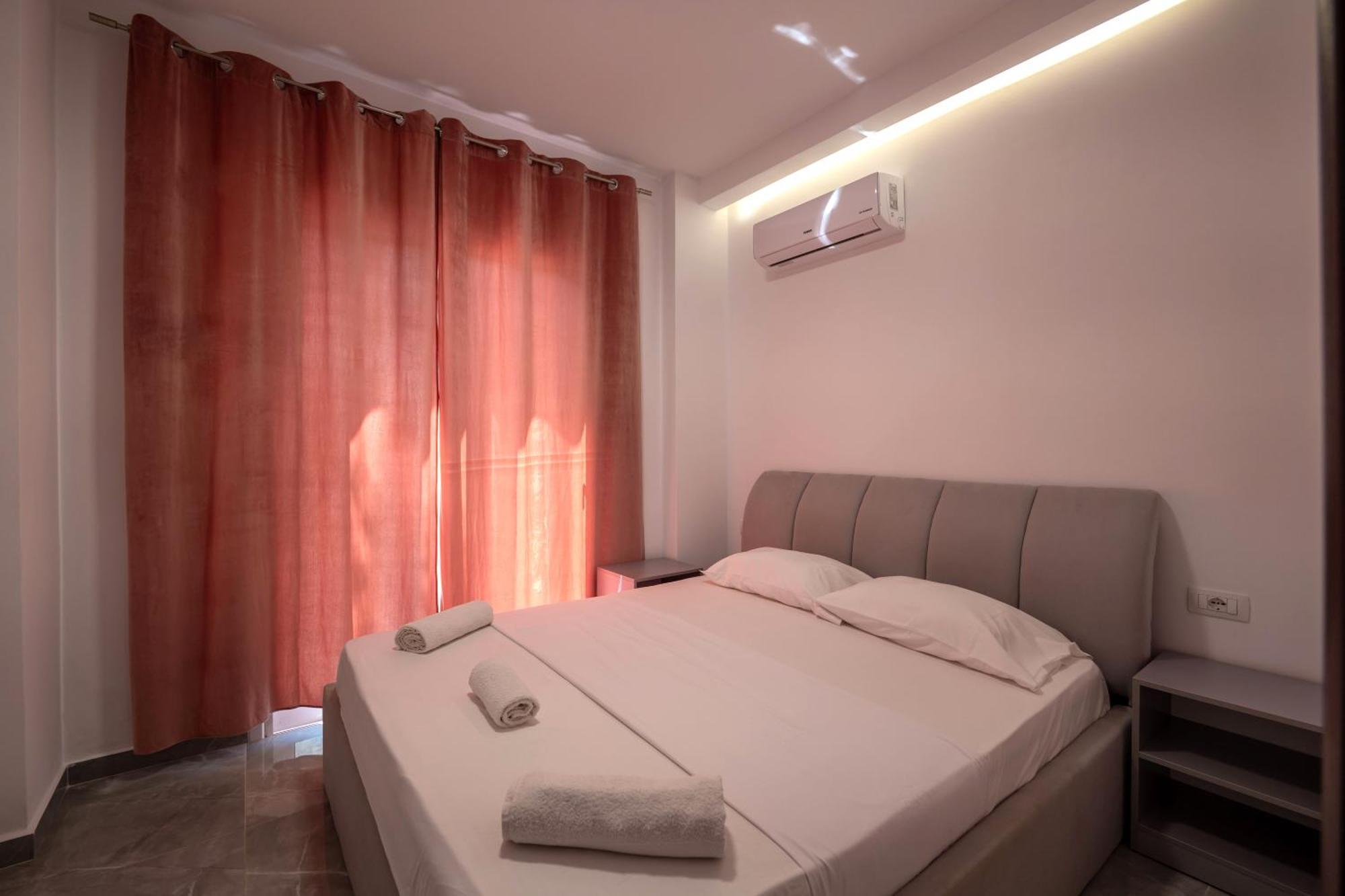 Rest Hour Hotel Ksamil Exterior photo